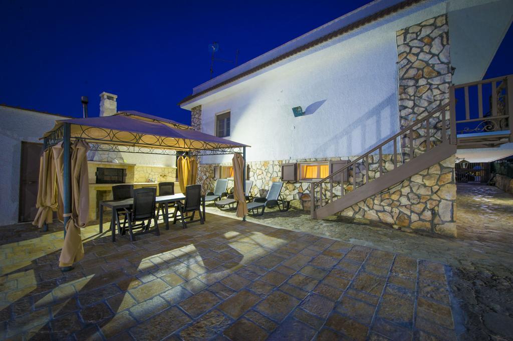 מרטינה פרנקה La Cutizza B&B מראה חיצוני תמונה